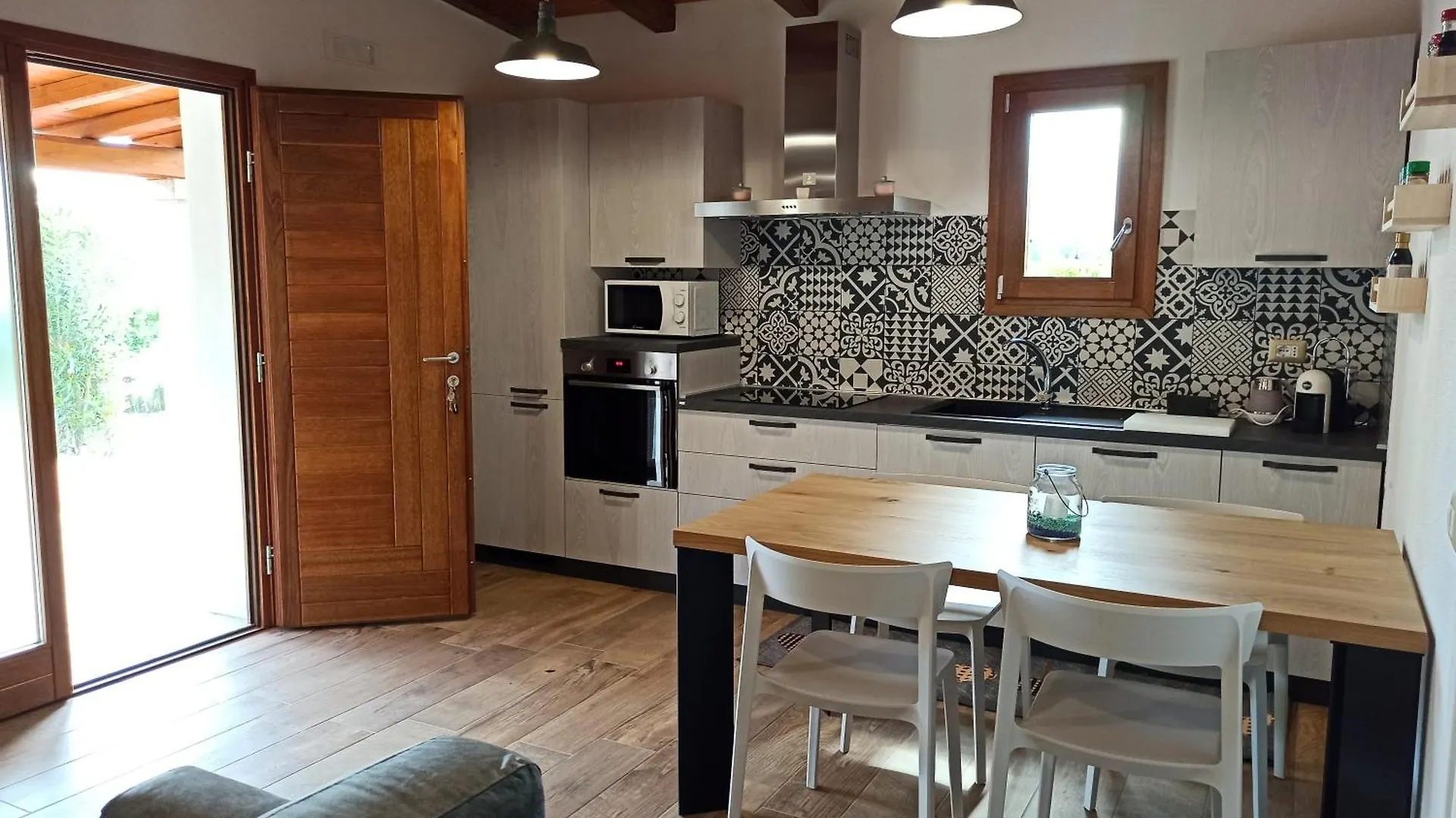 Casa vacanze Villetta Smeralda La Caletta Italia