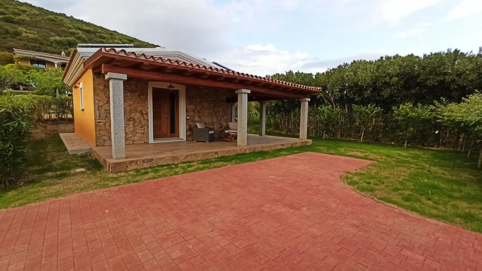 Villetta Smeralda La Caletta Casa vacanze